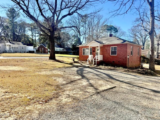 224 Clay Street, Cary, NC 27511