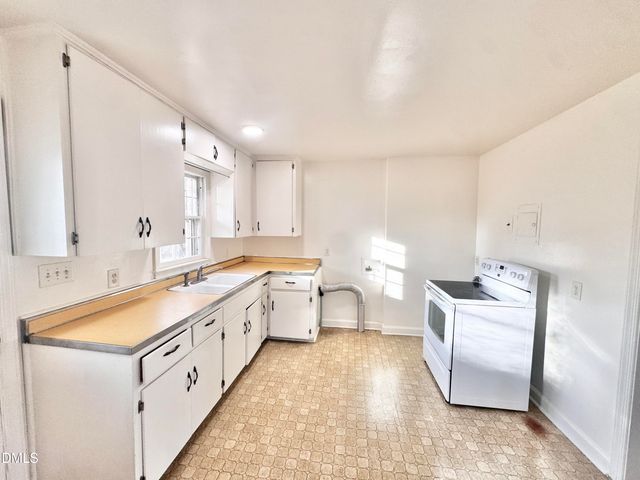 224 Clay Street, Cary, NC 27511