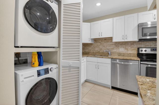 15 Stratford Drive C, Boynton Beach, FL 33436