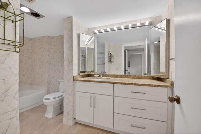 15 Stratford Drive C, Boynton Beach, FL 33436