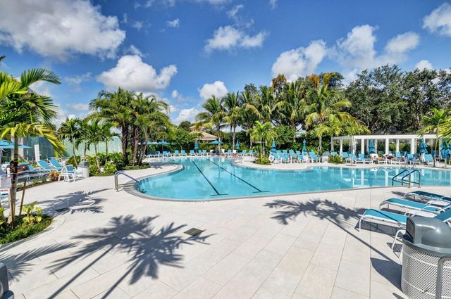 15 Stratford Drive C, Boynton Beach, FL 33436