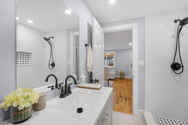 15 Shannon Rd, Harwich, MA 02645