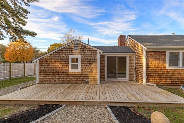 15 Shannon Rd, Harwich, MA 02645