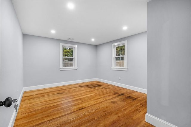 15 Shannon Rd, Harwich, MA 02645