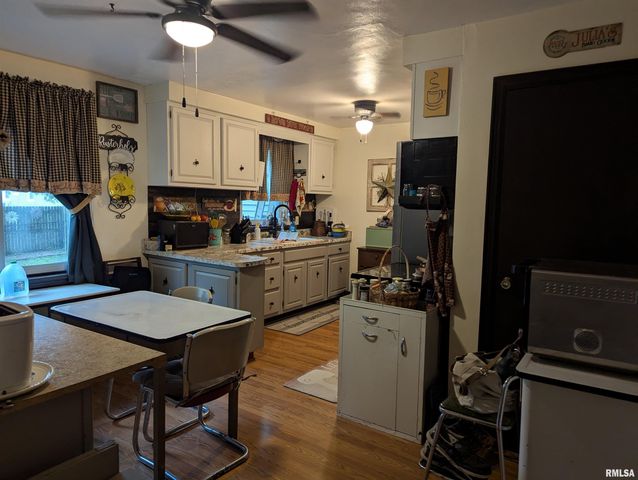 5802 S MADISON Street, Bartonville, IL 61607