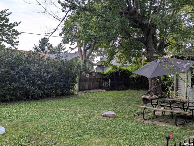5802 S MADISON Street, Bartonville, IL 61607