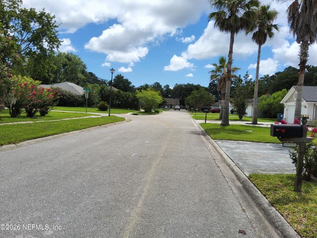 12716 CLEAR SPRINGS Drive, Jacksonville, FL 32225