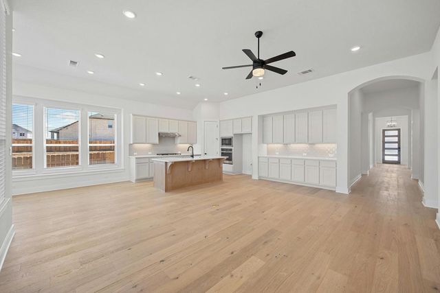 120 White Magnolia CV, Georgetown, TX 78628