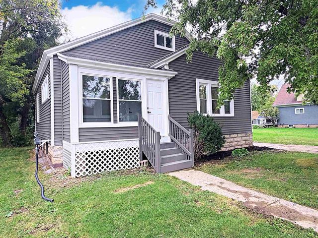 425 MONROE STREET, Neenah, WI 54956