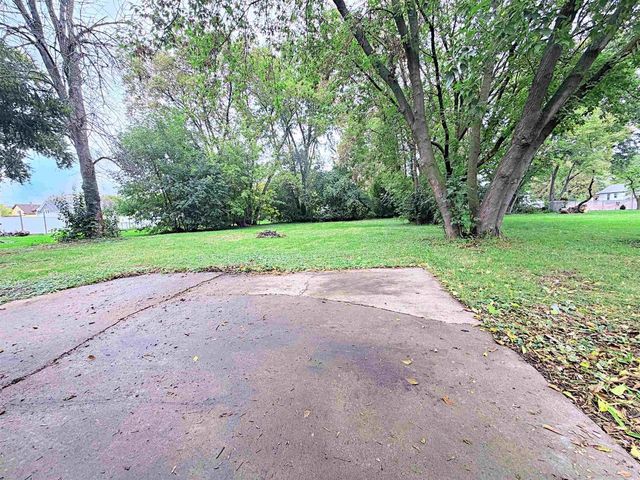 425 MONROE STREET, Neenah, WI 54956
