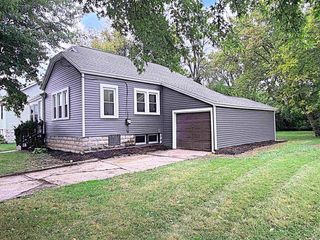 425 MONROE STREET, Neenah, WI 54956