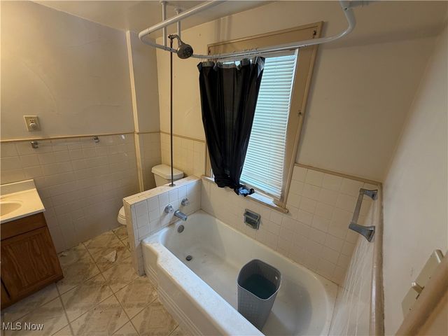 783 Leonard Street, Akron, OH 44307