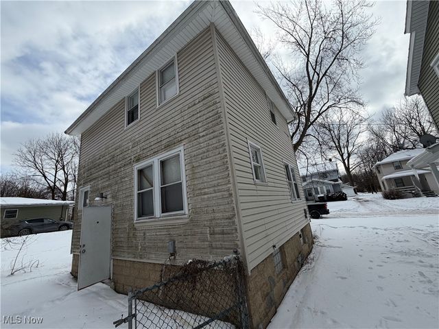 783 Leonard Street, Akron, OH 44307