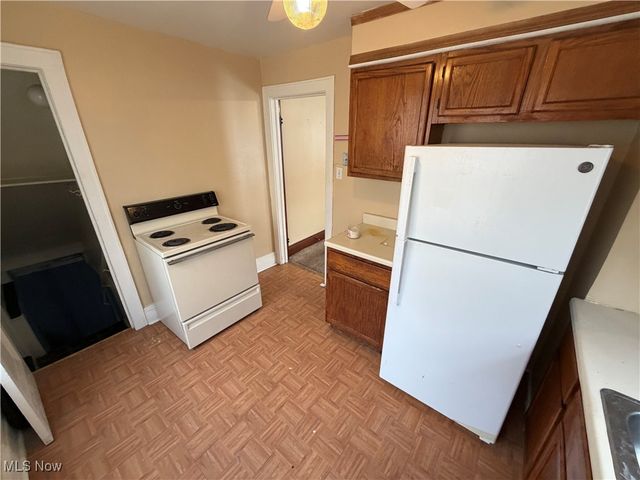 783 Leonard Street, Akron, OH 44307