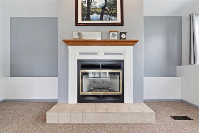 5723 Mifflin Rd, Lincoln Place, PA 15207