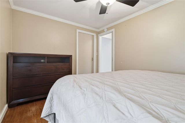 5723 Mifflin Rd, Lincoln Place, PA 15207