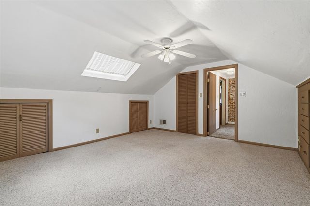5723 Mifflin Rd, Lincoln Place, PA 15207