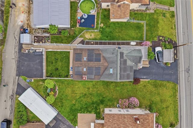 5723 Mifflin Rd, Lincoln Place, PA 15207