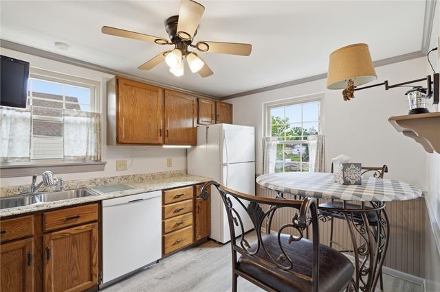 5723 Mifflin Rd, Lincoln Place, PA 15207