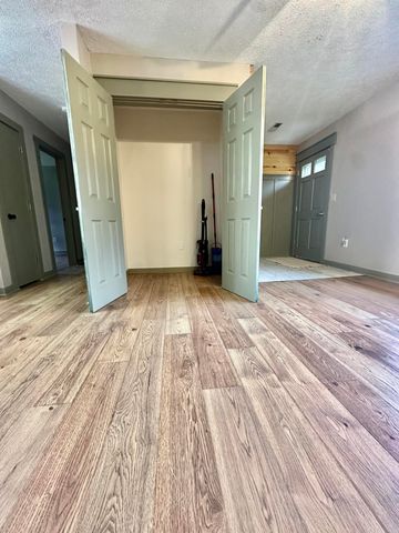 401 Broken Arrow LN, Covington, VA 24426