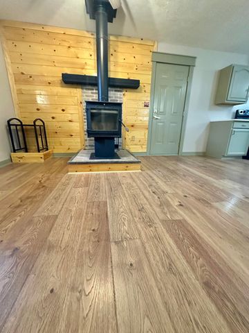 401 Broken Arrow LN, Covington, VA 24426