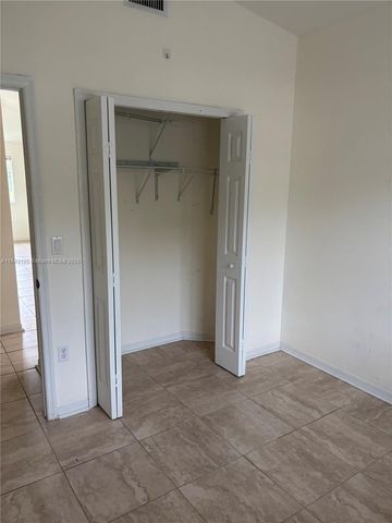 2621 SE 12th Rd 206, Homestead, FL 33035