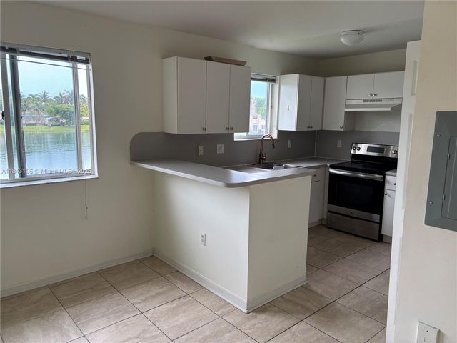 2621 SE 12th Rd 206, Homestead, FL 33035