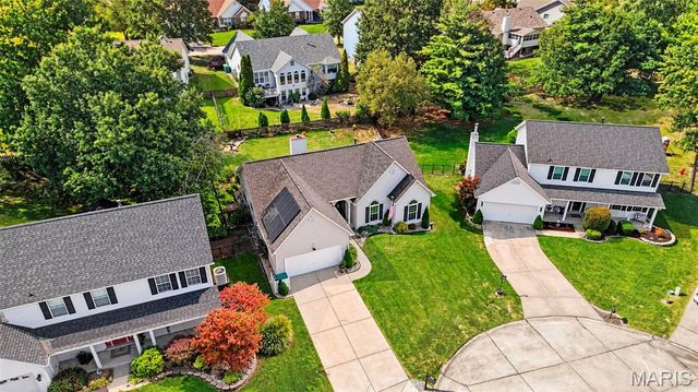 957 Cottontail Lane, St Charles, MO 63303
