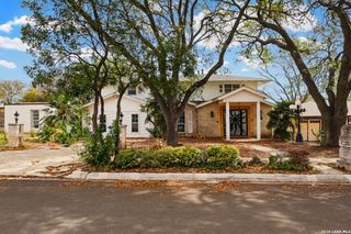 10804 LANDS RUN ST, San Antonio, TX 78230