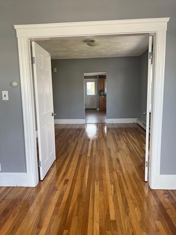 258 Malden 1, Revere, MA 02151