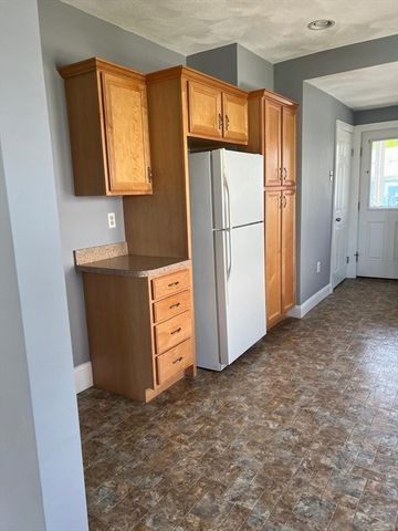 258 Malden 1, Revere, MA 02151