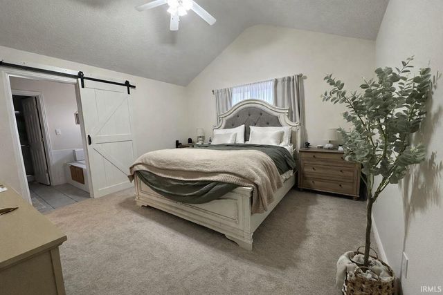 692 N Parker Lane, Bloomfield, IN 47424