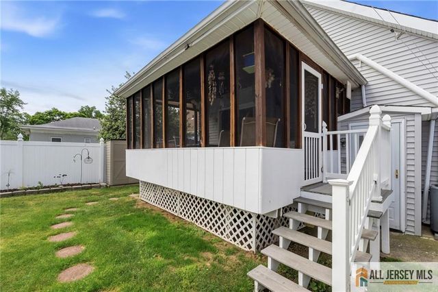 50 3rd Street, Fords, NJ 08863