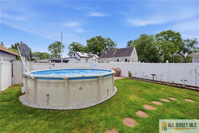 50 3rd Street, Fords, NJ 08863