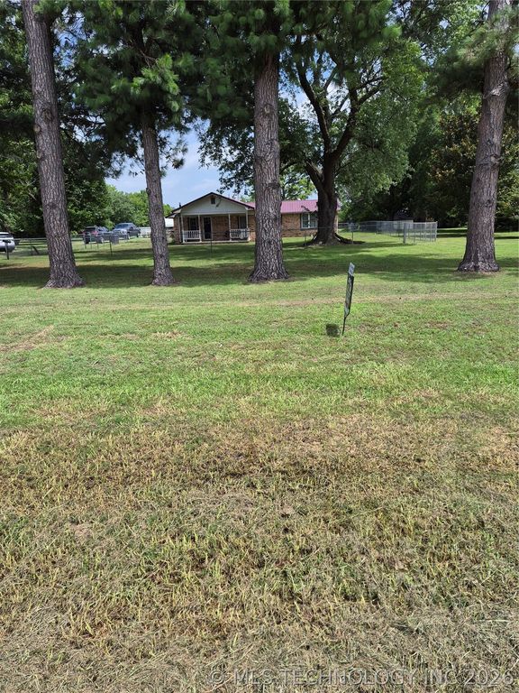 418267 Highway 266, Checotah, OK 74426