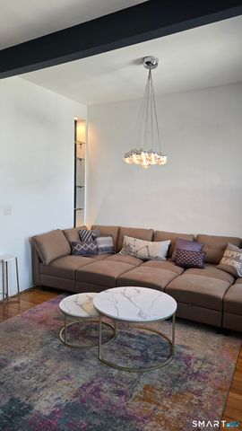 556 Chapel Street APT 3, New Haven, CT 06511