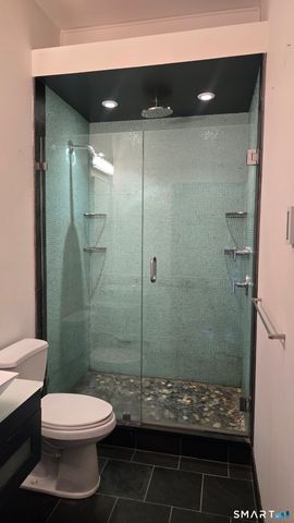 556 Chapel Street APT 3, New Haven, CT 06511