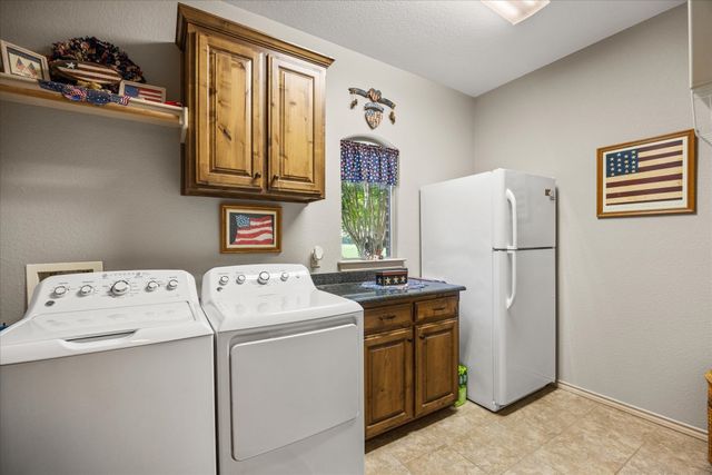 2211 Tanton Sound Court, Granbury, TX 76049