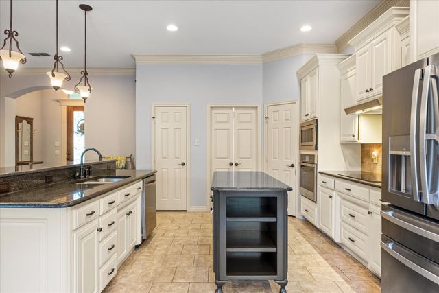 2211 Tanton Sound Court, Granbury, TX 76049
