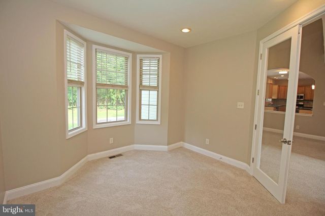 5 CHRYSANTHEMUM CT, Sewell, NJ 08080