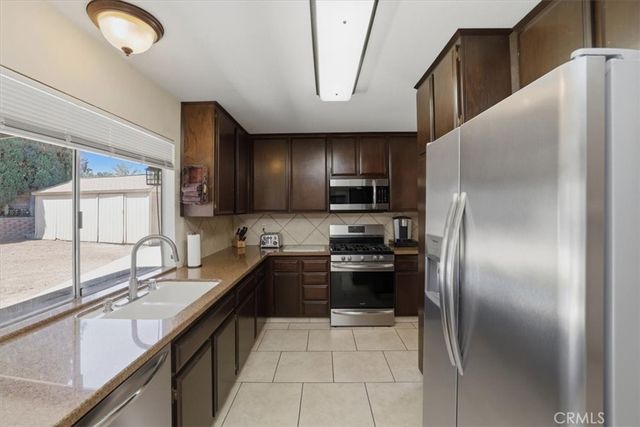 12877 Vivienda, Grand Terrace, CA 92313