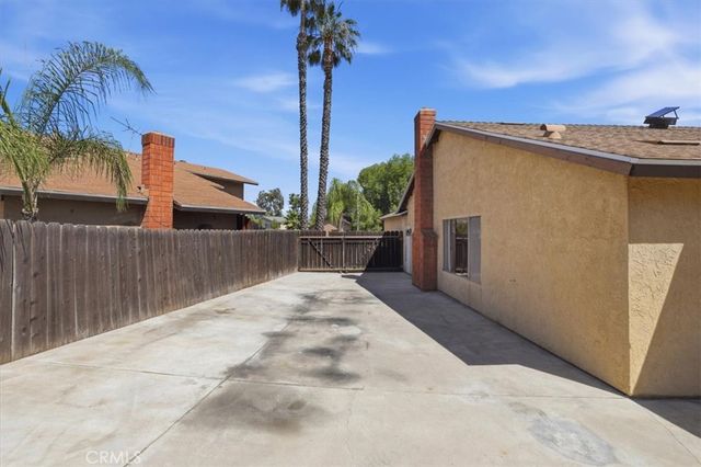 12877 Vivienda, Grand Terrace, CA 92313