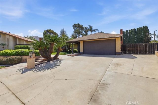 12877 Vivienda, Grand Terrace, CA 92313