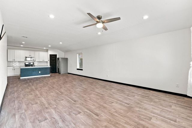 14602 Sweet Water Drive, Baytown, TX 77523