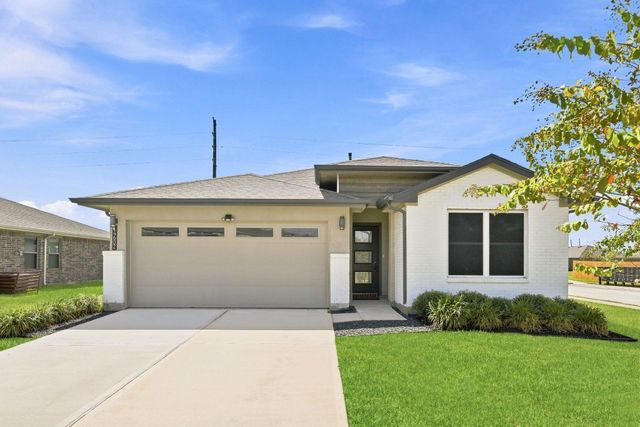 14602 Sweet Water Drive, Baytown, TX 77523