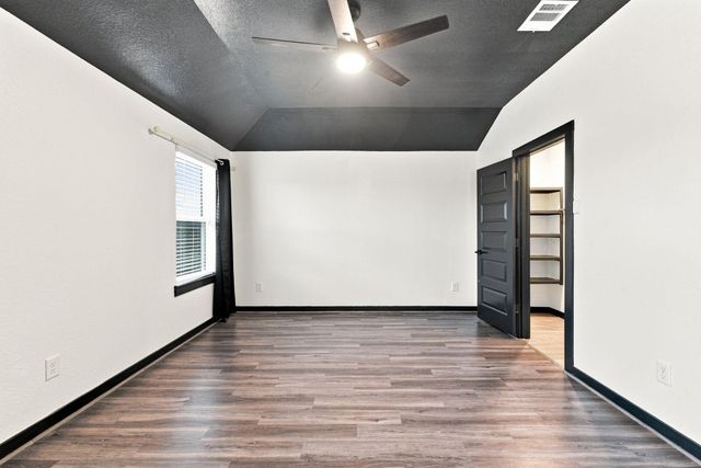 14602 Sweet Water Drive, Baytown, TX 77523