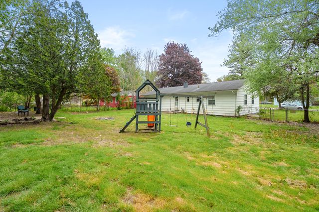 26 Ardmoor Drive, Battle Creek, MI 49037