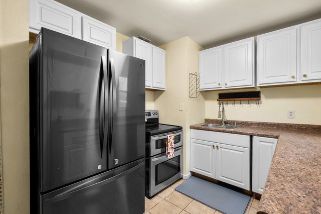 26 Ardmoor Drive, Battle Creek, MI 49037