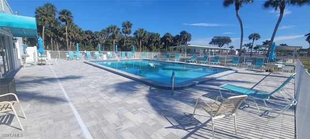 20 Peridot AVE 20PT, Naples, FL 34114