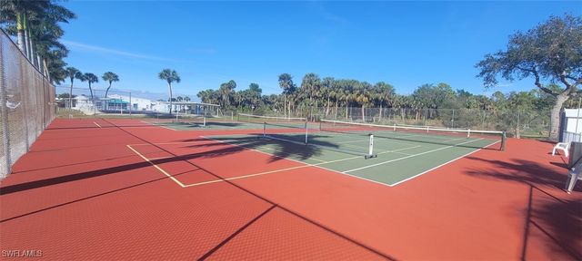 20 Peridot AVE 20PT, Naples, FL 34114